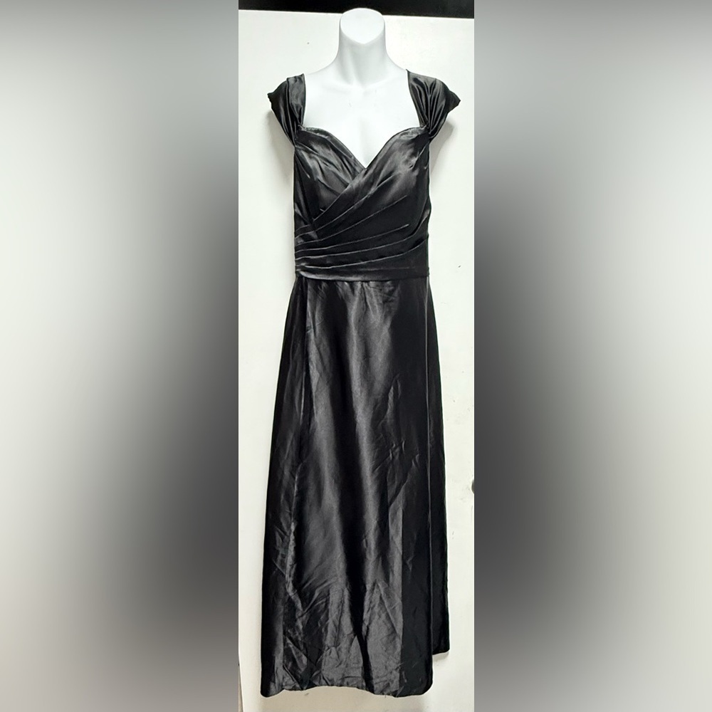 Elegant Black Evening Dress Size 12